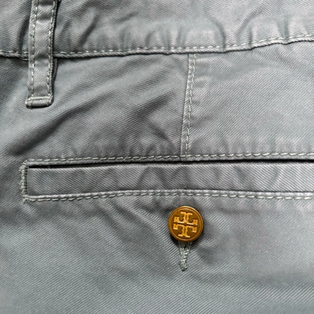 Tory Burch blue chino style pants ankle cropped low rise size 26 euc
